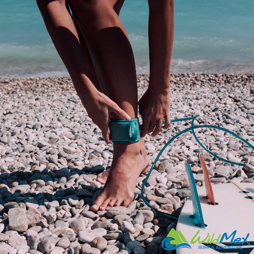 How to Choose the Right Surfboard Leash?