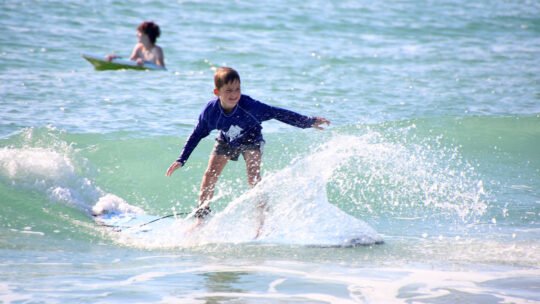 kids surf lessons in sayulita on gentle waves with 1 instructor per 2 kids