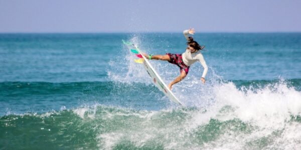 PUNTA MITA ( LA LANCHA ) COACHED SURF SESSION 1 ON 1